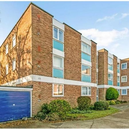 Riverside Apartment Oxford Exterior photo